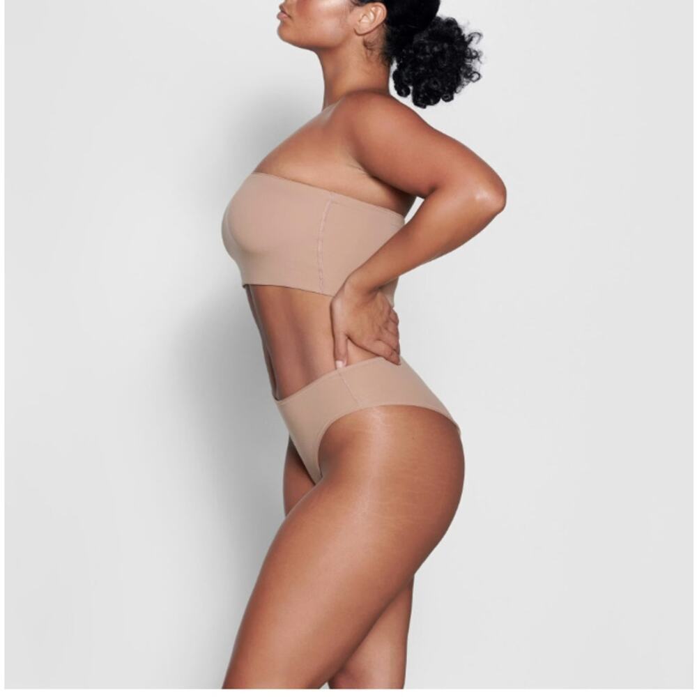 SKIMS Fits Everybody Bandeau in Sienna Sz Medium